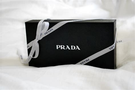 prada products pics|Meer.